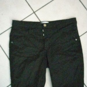 Black mid rise jeggings